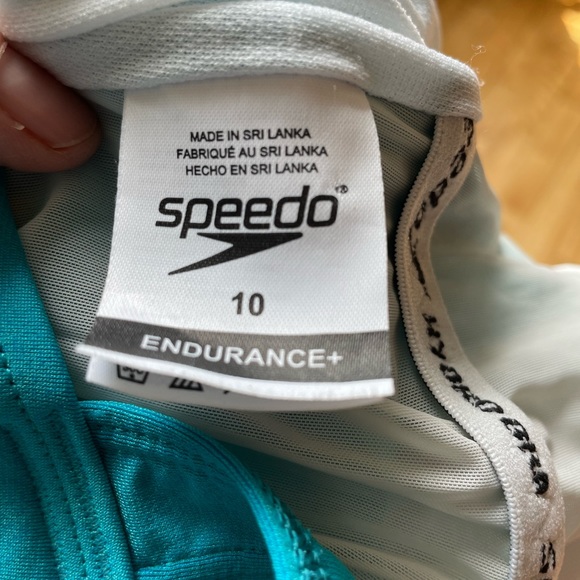 Speedo Enduarnace + shirred turquoise one piece swimsuit. Size 10 - Picture 6 of 10